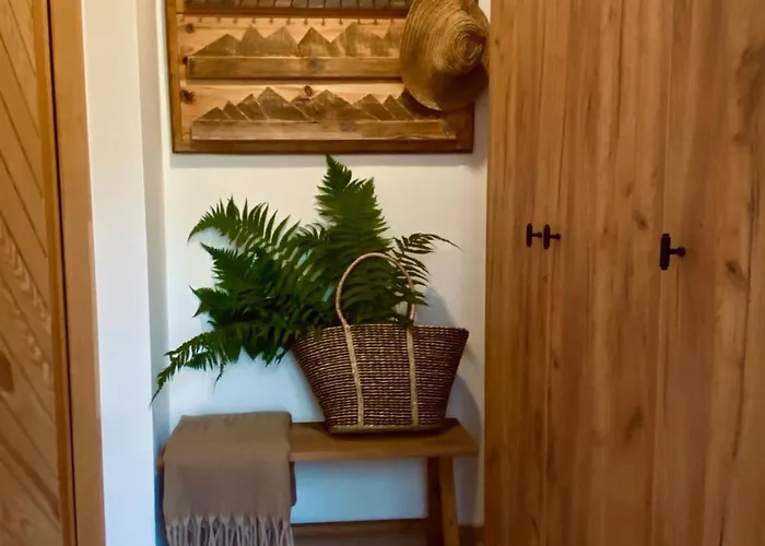 Wygórowane - Nowoczesne Stodoły Pod Tatrami Domek alpejski *