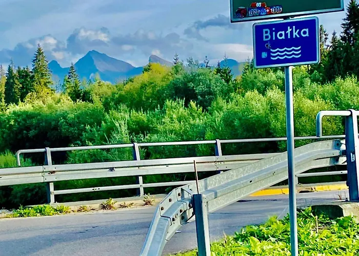 Wygórowane - Nowoczesne Stodoły Pod Tatrami Domek alpejski *